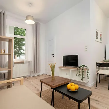 Beige Near Fabryczna Perfect For Remote Work By Renters *