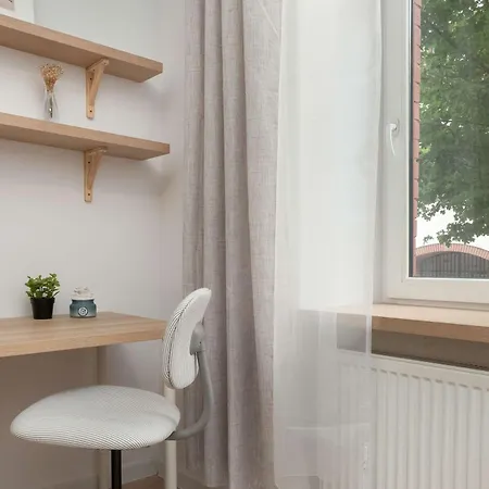 Beige Near Fabryczna Perfect For Remote Work By Renters Apartman *