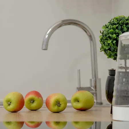 Beige Near Fabryczna Perfect For Remote Work By Renters Łódź