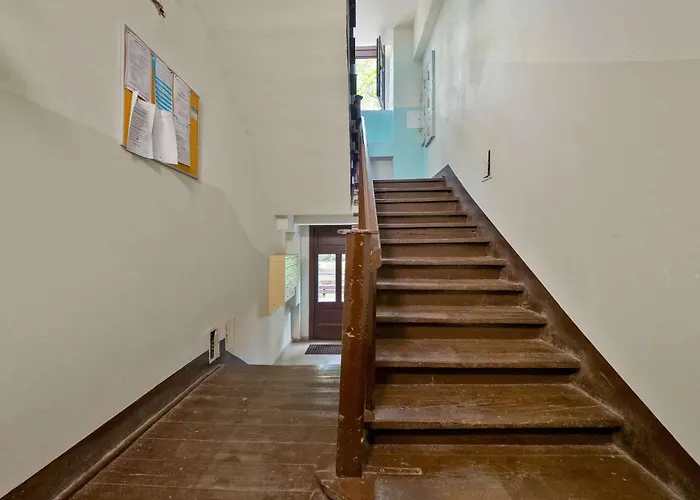 Beige Near Fabryczna Perfect For Remote Work By Renters * 우치